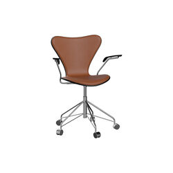 Serie 7™ 3217 forsidepolstret kontorstol, Essential walnut Serie 7™ 3217 forsidepolstret kontorstol, Essential walnut, Fritz Hansen