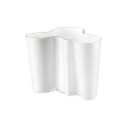 Alvar Aalto vase 16 cm, opal, Iittala