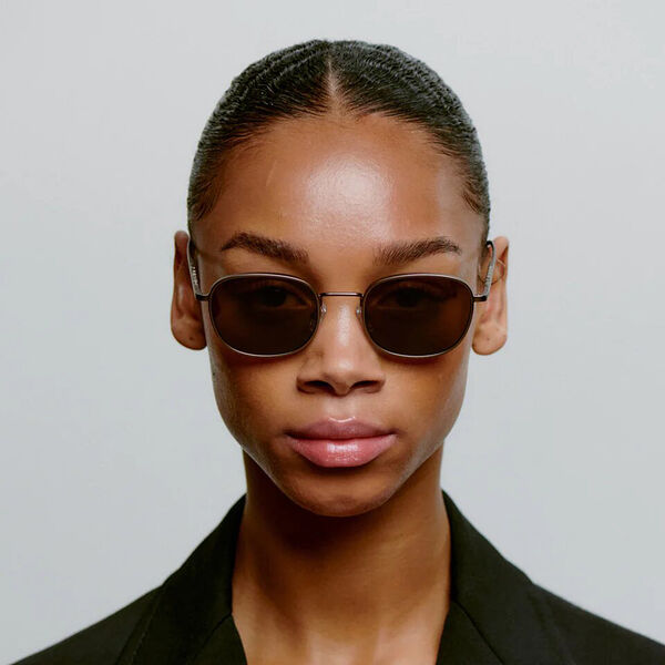 Hello Solbriller, matte brown, A. KJÆRBEDE