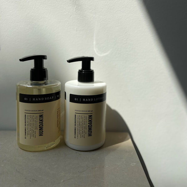 01 H&aring;ndplejes&aelig;t, kamille & havtorn, Humdakin