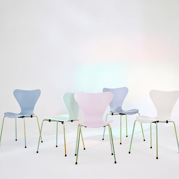 Serie 7™ 7:14 AM spisebordsstol, beige/rainbow, Fritz Hansen