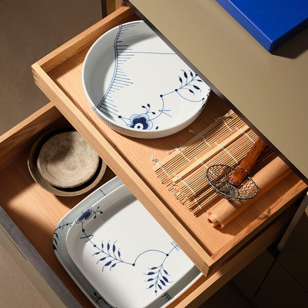 Bl&aring; Mega Riflet ovnfast fad 27 cm, Royal Copenhagen