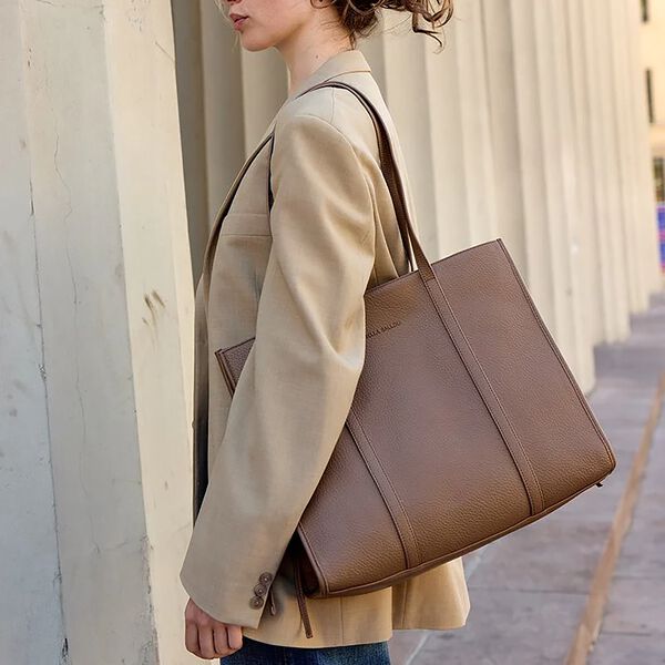 Galaxy Taske, light taupe, Bella Ballou