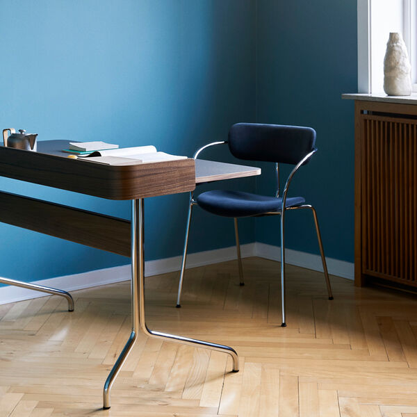 Pavilion Desk AV17, charcoal/walnut/chrome, &Tradition