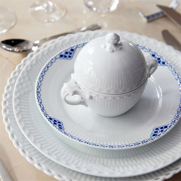 Hvid Riflet Helblonde Tallerken &Oslash; 27 cm, Royal Copenhagen