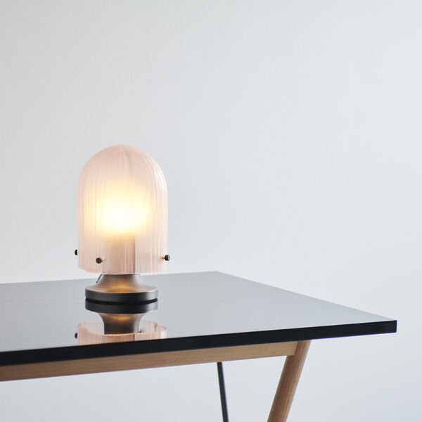 Seine Table Lamp, coral, GUBI