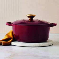 Signature rund gryde &Oslash; 26 cm, garnet, Le Creuset