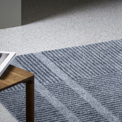 L&oslash;ype Cloudy Grey d&oslash;rm&aring;tte, Heymat