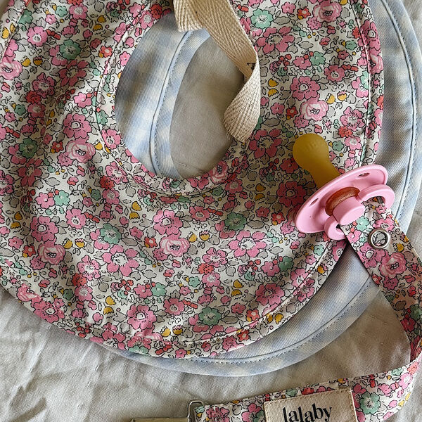 Bibi Bib, pink betsy, Lalaby