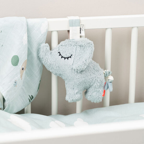 Elphee musikuro, blue, Done by Deer