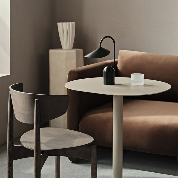 Arum Portable Lampe, black, Ferm Living