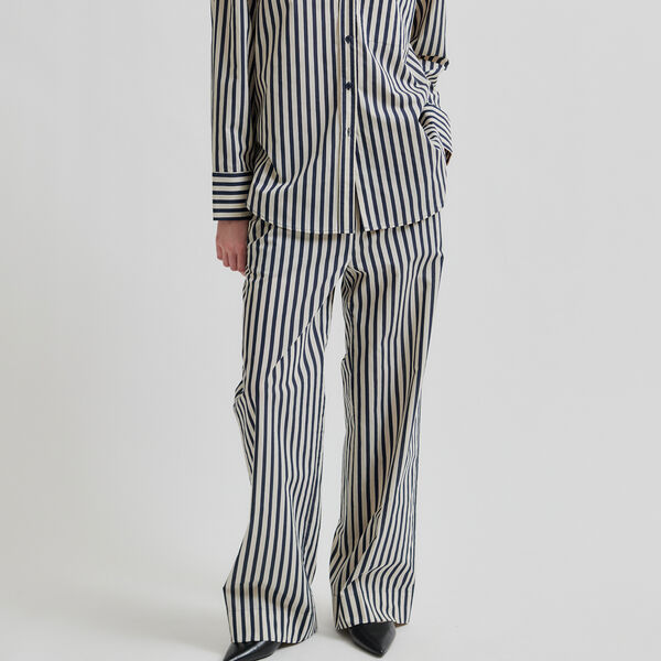 Aila Trousers, trench coat, Second Female