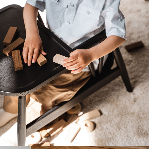 Smilla toddlerstol, sortlakeret eg, OAKLINGS