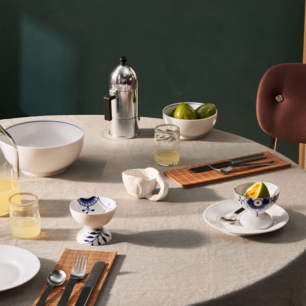 Bl&aring; Mega Riflet sk&aring;l p&aring; fod 8 cm, Royal Copenhagen