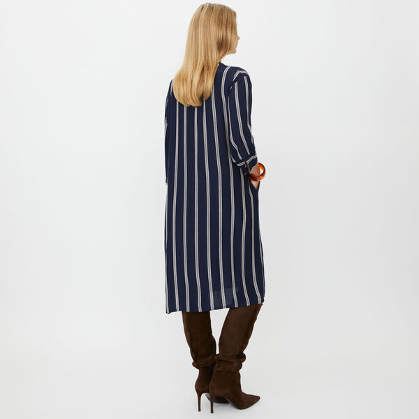 MaNimes, navy blazer, Masai
