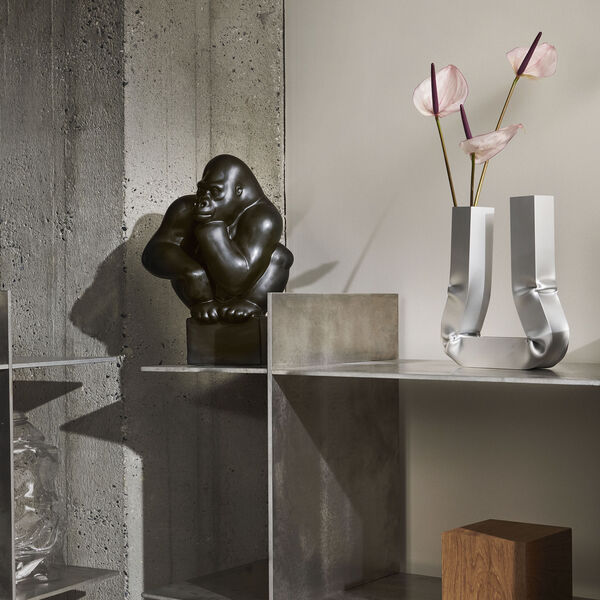 Gorilla figur Hovedet hvilende p&aring; h&aring;nden, Royal Copenhagen