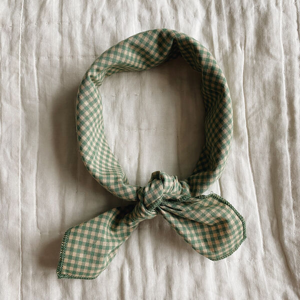 Eddie Scarf, green check, Lalaby