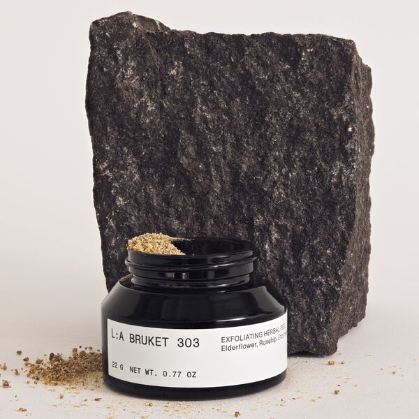 No. 303 Exfoliating Herbal Peel, elderflower/rosehip/enzymes, L:a Bruket