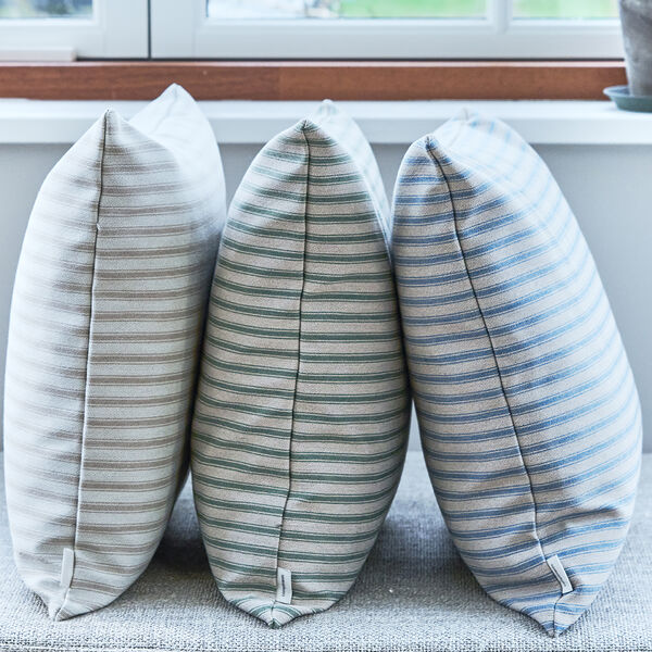 Outdoor Fine Stripe pude, blue, Compliments