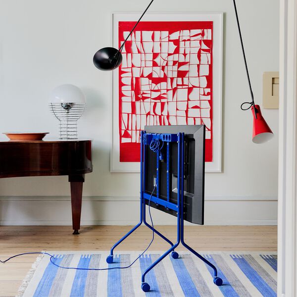 Moon Rollin', ultra marine, Pedestal