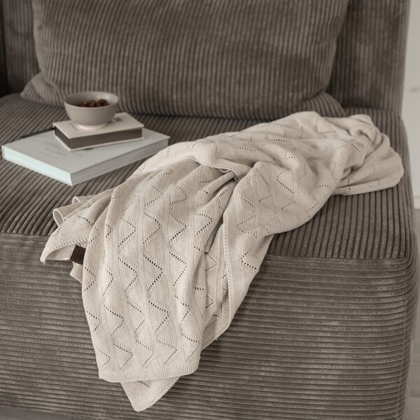 Strikket Plaid Mauntain, beige melange Strikket Plaid Mauntain, beige melange, By LOHN