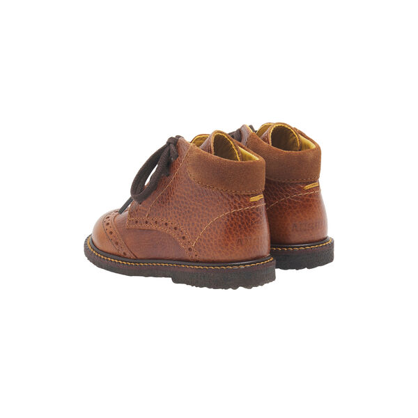 Klassisk snøresko med brogue detaljer, cognac Klassisk snøresko med brogue detaljer, cognac, ANGULUS