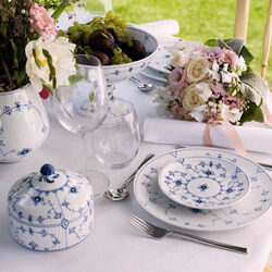 Musselmalet Riflet bonbonniere, Royal Copenhagen