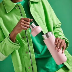 On The Go Termoflaske 1 L, shell pink, Le Creuset