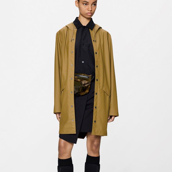 Long Jacket, dawn, Rains