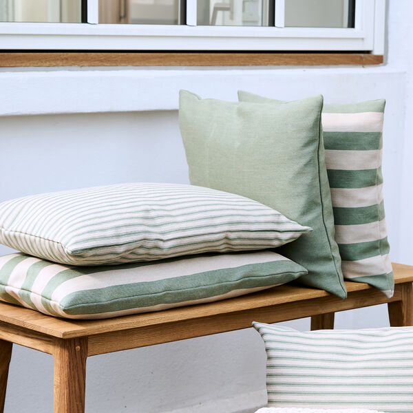 Outdoor Fine Stripe pude, green, Compliments