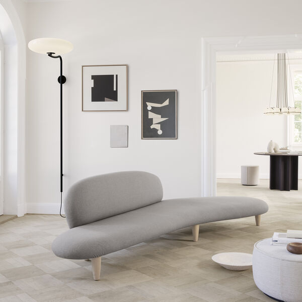 Model 2065 Wall Lamp, opaline, Astep