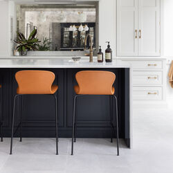 PLAY Chair Low Back Counter stol, cognac, Bruunmunch Furniture