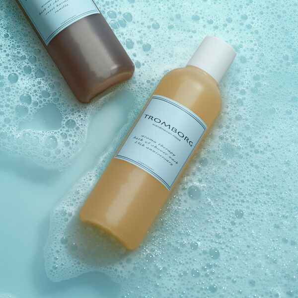 Aroma Therapy Bath & Shower Wash 15th Anniversary, Tromborg
