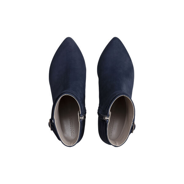 Fiorella, midnight, Roccamore