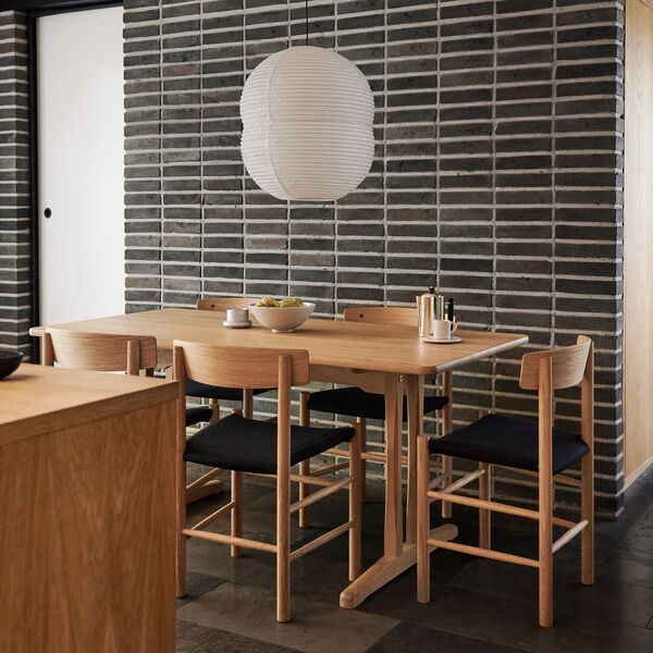 J39 Mogensen s&aelig;depolstret stol, olieret eg/sort kanvas, Fredericia Furniture