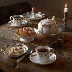 Stjerne Riflet Jul sk&aring;l p&aring; fod 42 cl, Royal Copenhagen