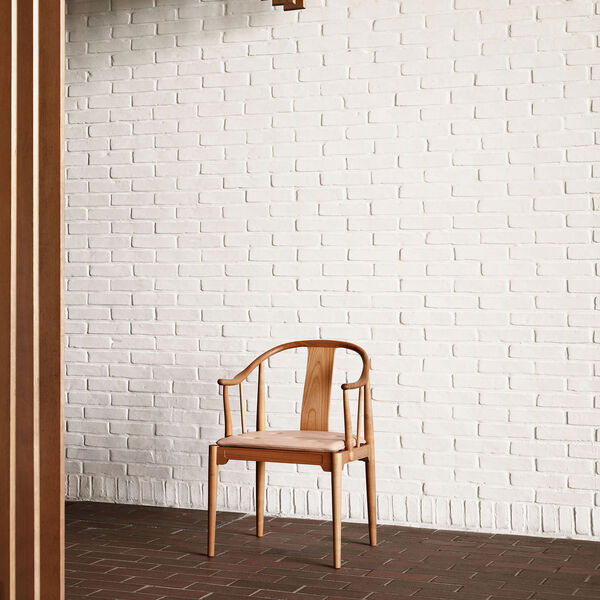 Kinastolen&trade; 80-&aring;rs jubil&aelig;umsudgave, oiled cherry/natural, Fritz Hansen