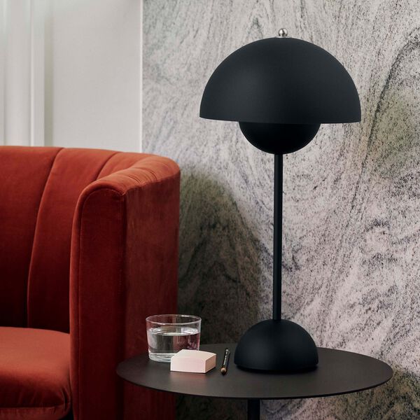 Flowerpot VP3 Table Lamp, matt black, &Tradition