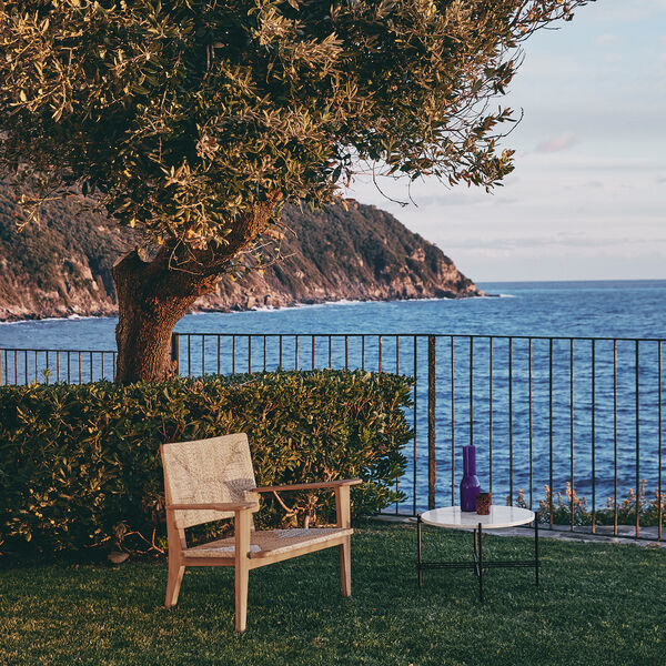 F-Chair Outdoor Lounge Chair, teak, GUBI