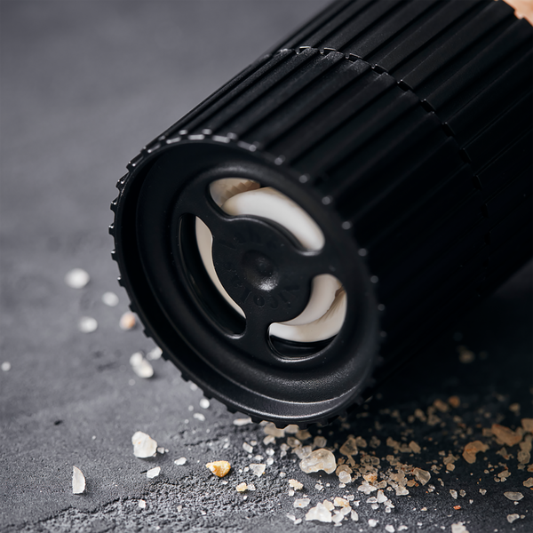 Salt Garlic & red chilli pepper, Nicolas Vah&eacute;