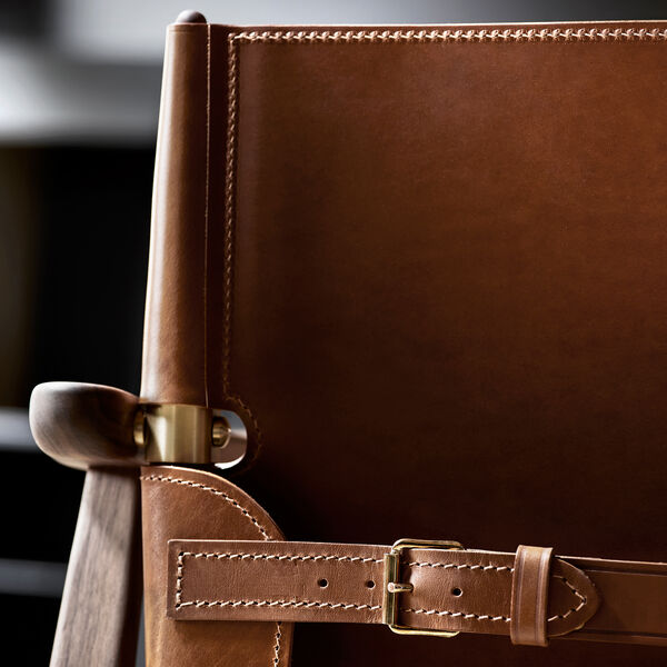 BM1106 J&aelig;gerstolen, olieret valn&oslash;d/cognac, Carl Hansen & S&oslash;n