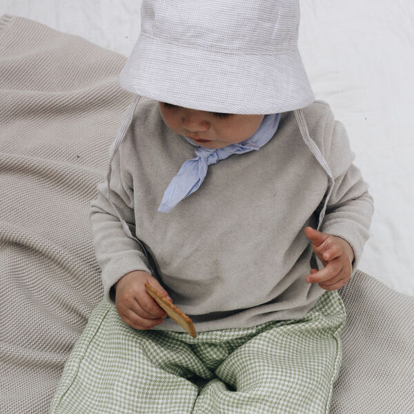 Loui Hat Baby, beach, Lalaby