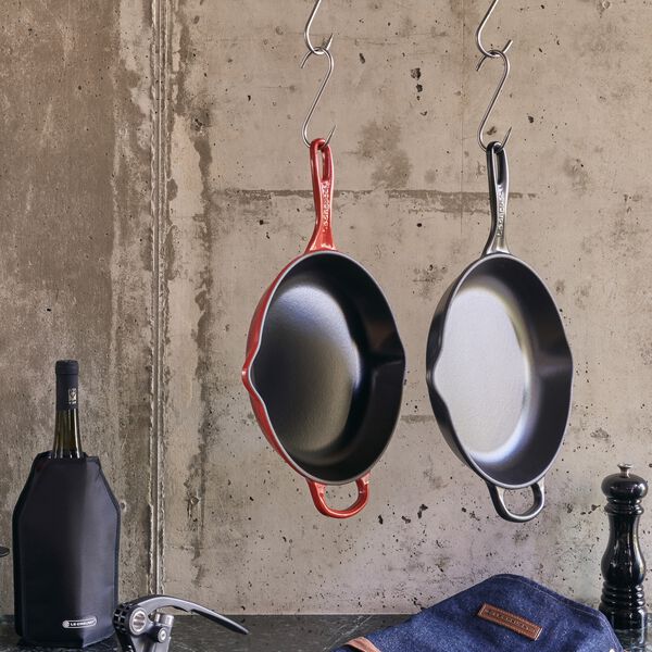 Signature st&oslash;bejern stegepande &Oslash; 23 cm, matte black, Le Creuset