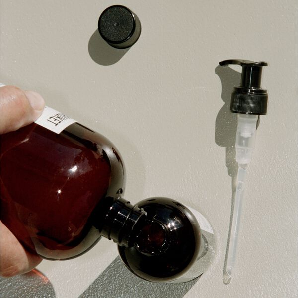 No. 222 Hand & Body Wash, spruce, L:a Bruket