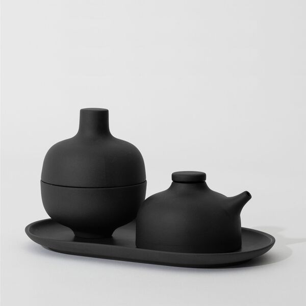 Sand Secrets Plate, black clay, Design House Stockholm