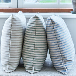 Outdoor Fine Stripe pude, green, Compliments