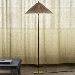 9602 Floor Lamp, brass/bamboo, GUBI