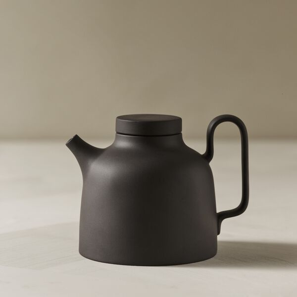 Sand Secrets Tea Pot, black clay, Design House Stockholm
