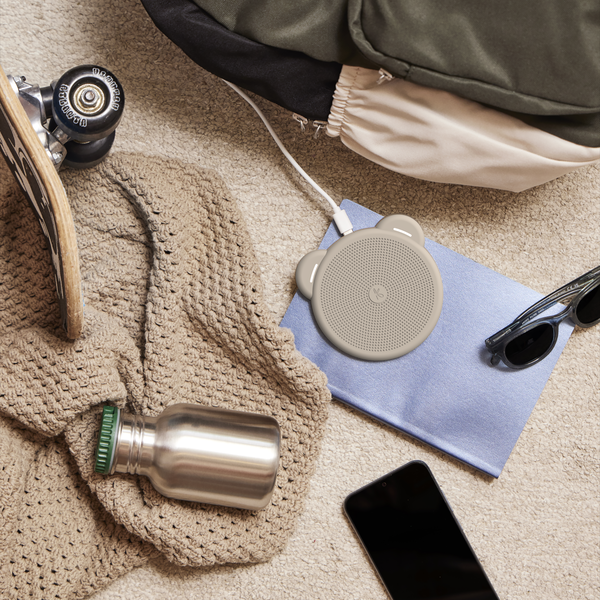 Paddy tr&aring;dl&oslash;s oplader, ivory sand, Kreafunk