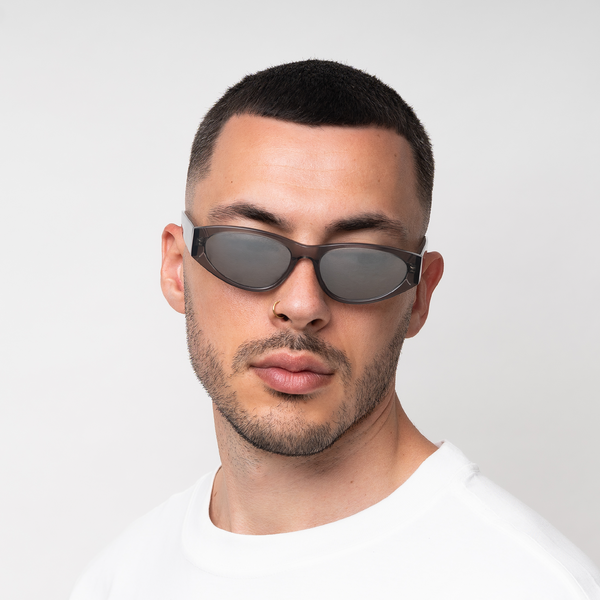 BLADE solbriller, transparent grey, MESSYWEEKEND
